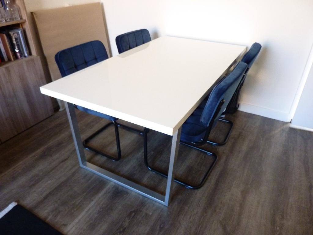 Hoogglans wit eettafel 160 x 90 cm, Huis en Inrichting, Tafels | Eettafels, 50 tot 100 cm, 150 tot 200 cm, Vier personen, Rechthoekig