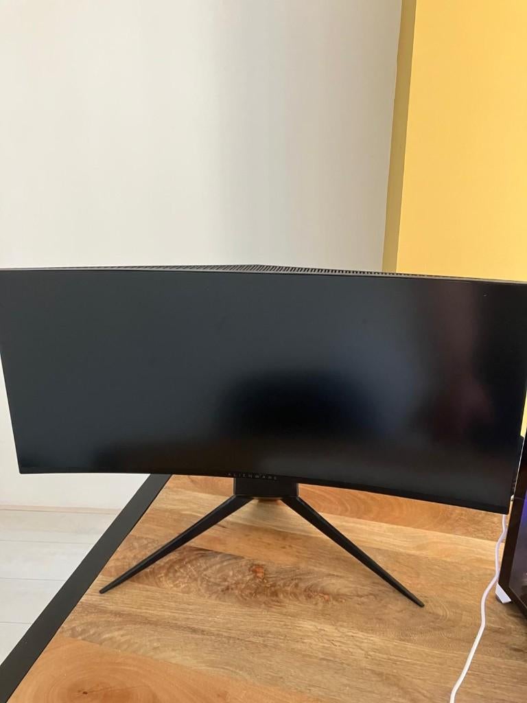Dell AW3418DW 34.1" 3440 x 1440 120 Hz Curved Monitor, Gebruikt, 101 t/m 150 Hz, Curved, Quad HD (2K)