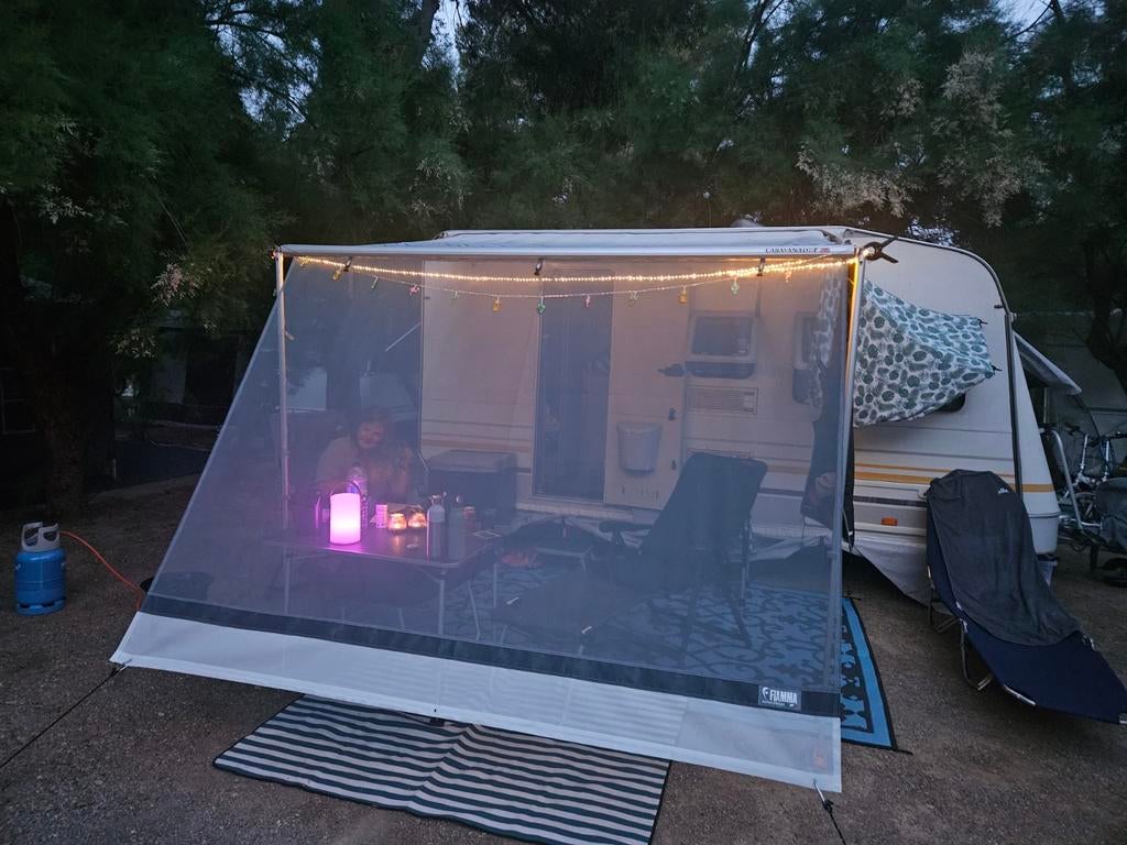 Knaus sudwind 395 met stapelbed, Standaardzit, Disselslot, 750 - 1000 kg, Particulier