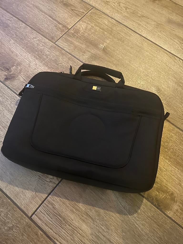 Zwarte laptoptas 15 inch - Ideaal voor werk/school, Computers en Software, Laptoptassen, Ophalen of Verzenden, 15 inch, Gebruikt