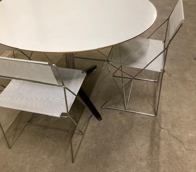 Mooi set van 4 eetkamer stoelen van Deense ontwerper, Ophalen, Wit, Zo goed als nieuw, Vier