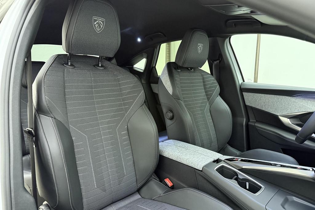 Peugeot 3008 1.2 Hybrid 145 GT | Elektr. achterklep | Adapti, 145 pk, Stof, Gebruikt, Euro 6