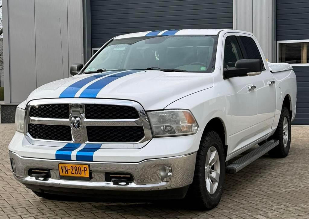 DODGE RAM 1500 SLT 3.6 V6 310PK TOPSTAAT BJ2015 BTW AUTO‼️, Auto's, Dodge, Automaat, Euro 5, Stof, Wit