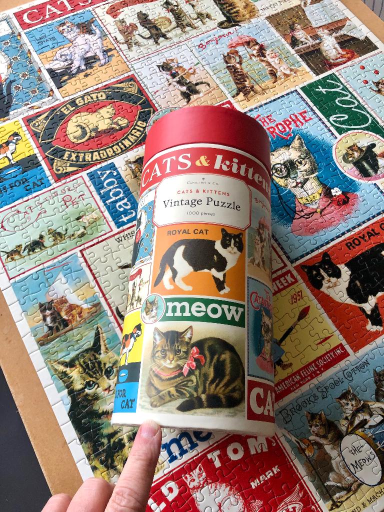 Puzzel Cavallini cats en kittens 1000 stukjes, Ophalen of Verzenden, 500 t/m 1500 stukjes, Zo goed als nieuw, Legpuzzel