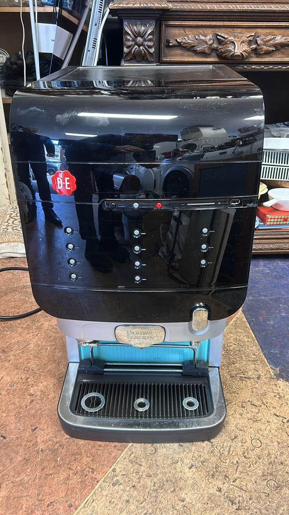 Douwe Egberts Cafitesse refurbished excellence., 10 kopjes of meer, Ophalen, Gebruikt, Koffiemachine