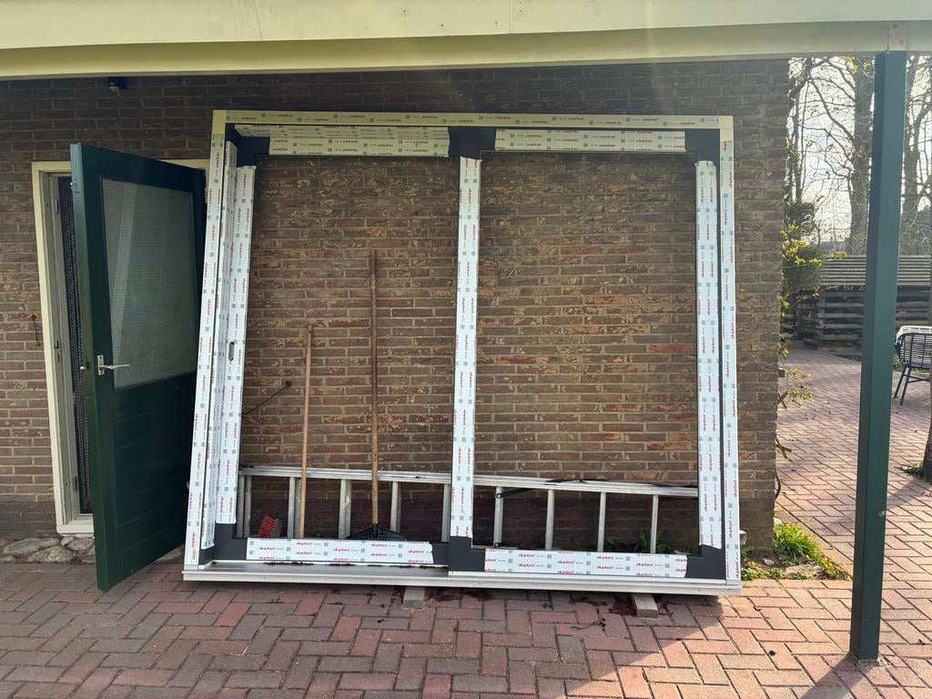 Nieuwe Aluplast HST hefschuifdeur 257  230 cm, HR++ glas,, Doe-het-zelf en Verbouw, Kozijnen en Schuifpuien, Ophalen, Kunststof