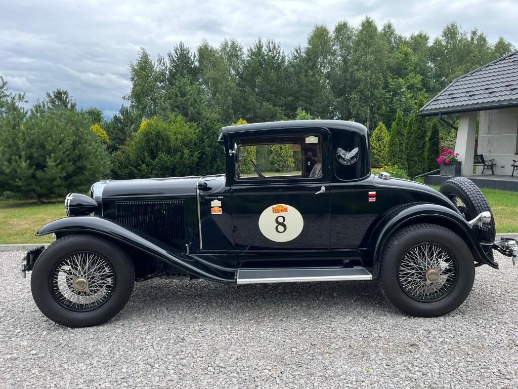 Chrysler CM Six Coupe, Auto's, Achterwielaandrijving, Zwart, Leder, Bruin