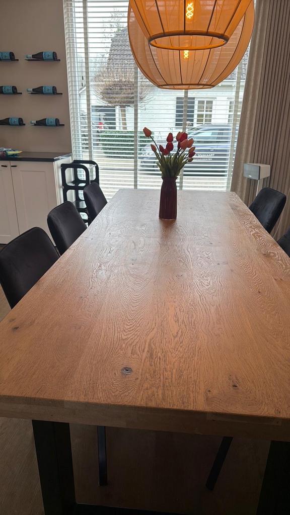 Eettafel met 8 draaibare stoelen, Huis en Inrichting, Tafels | Eettafels, Gebruikt, 100 tot 150 cm, Eikenhout, 200 cm of meer