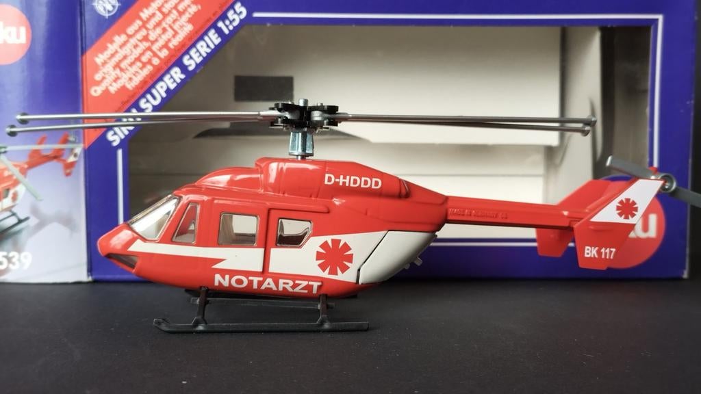 Bolkow BK117 Helicopter Notarzt 1:55 Siku 2539 Pol, Verzenden, Overige typen, Schlittenbacherstrasse 60 Lüdenscheid, Zo goed als nieuw