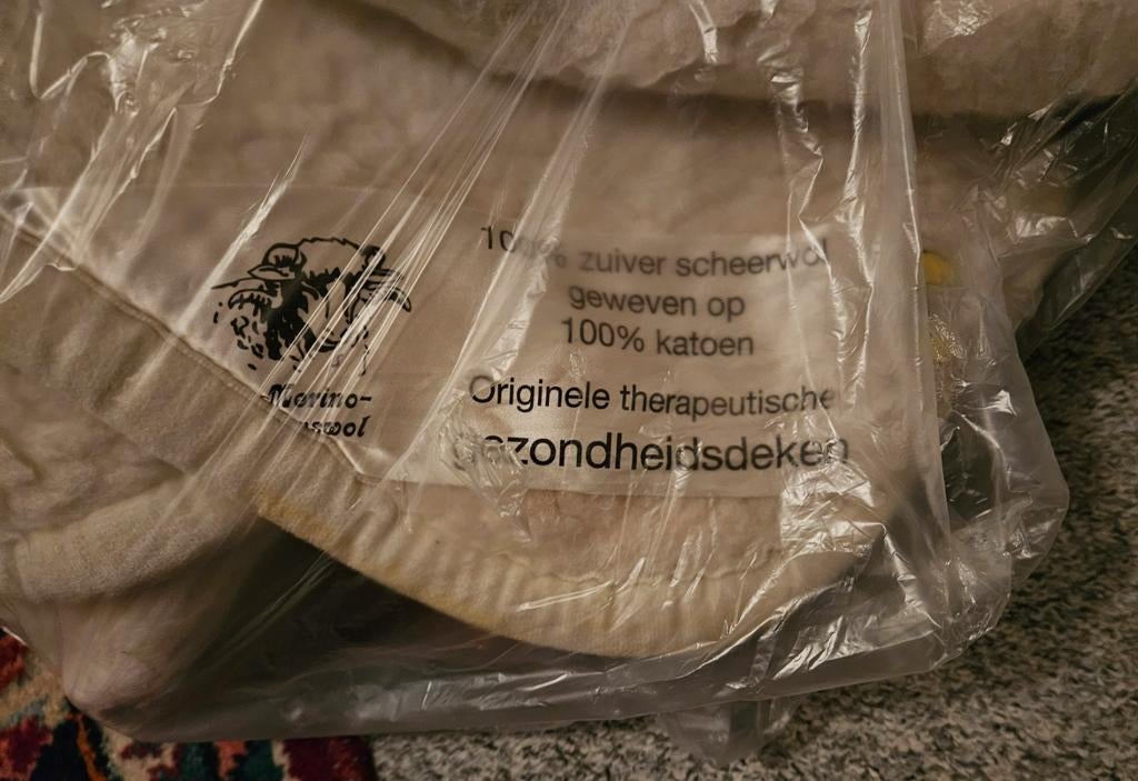 Originele therapeutische gezondheidsdeken 180x140, Huis en Inrichting, Slaapkamer | Beddengoed, Eenpersoons, Beige, Ophalen of Verzenden