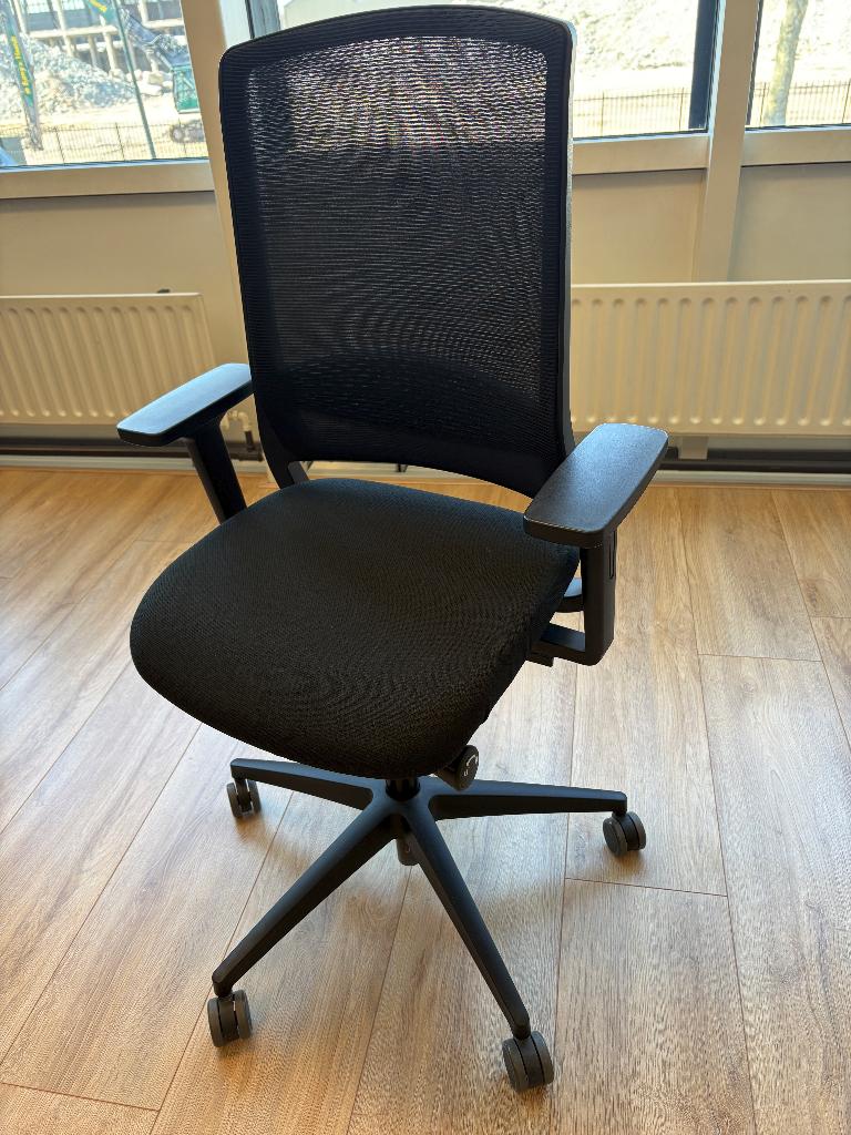 Bureaustoelen Gispen Zinn nieuwstaat, Ophalen, Zwart, Zo goed als nieuw, Bureaustoel