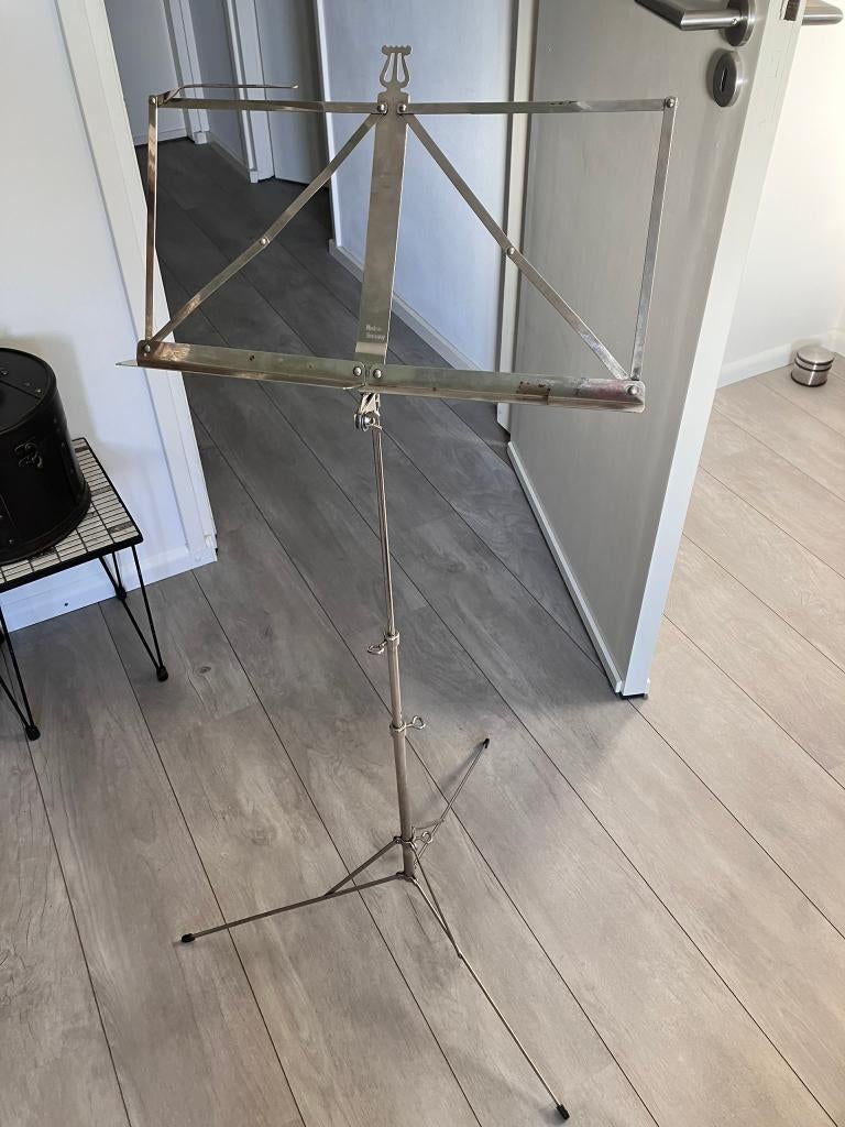 2 stuks pupiter / bladmuziek standaard lessenaar, Muziek en Instrumenten, Ophalen of Verzenden, Gebruikt, Muziekstandaard, Klarinet