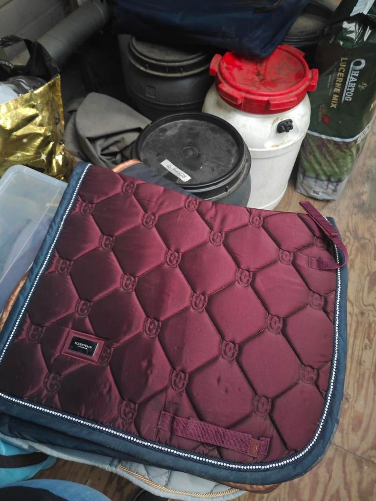 Equestrian Stockholm Merlot Crystal FW'19, Dieren en Toebehoren, Paarden en Pony's | Dekens en Dekjes, Ophalen, Zo goed als nieuw