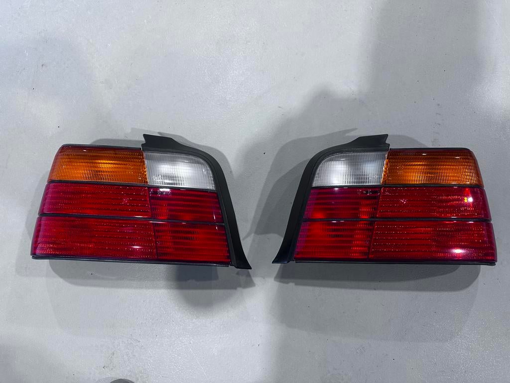 BMW E36 Sedan Achterlichten - Set Links & Rechts Origineel, Ophalen of Verzenden, Gebruikt, BMW