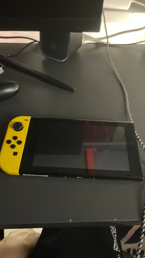Fortnite nintendo switch, Spelcomputers en Games, Ophalen of Verzenden, Gebruikt, Met 1 controller, Switch Original