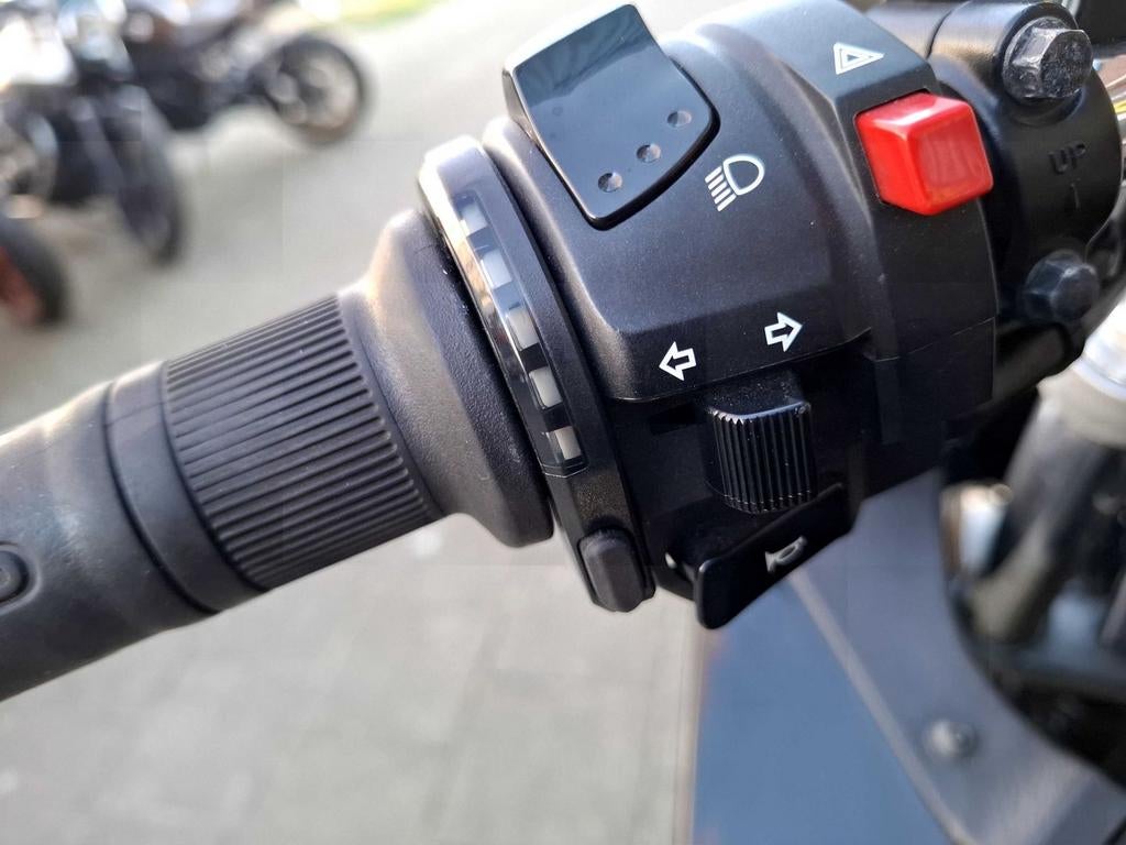 SUZUKI GSF 1250 SA (2010) Bandit GSF1250 ABS, 400 cc, 4 cilinders, Motorrijbewijs A, Bedrijf