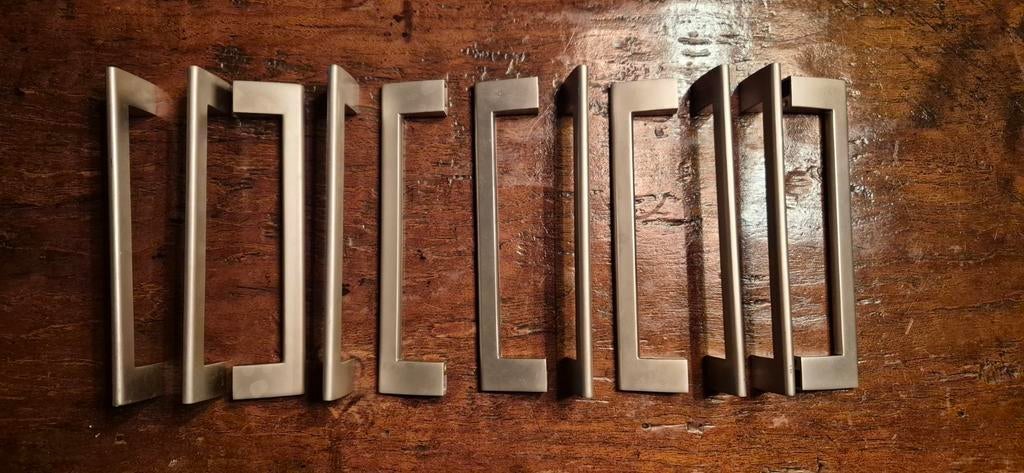 RVS handgrepen voor (keuken of badkamer) kastjes, Ophalen, Gebruikt