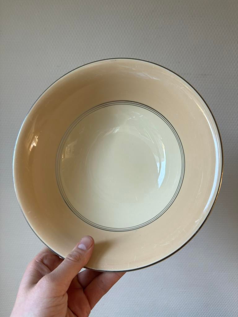 Antieke Johnson Bros. Roze Saladeschaal Victorian, Servies, Gebruikt, Keramiek, Ophalen of Verzenden, Schaal of Schalen