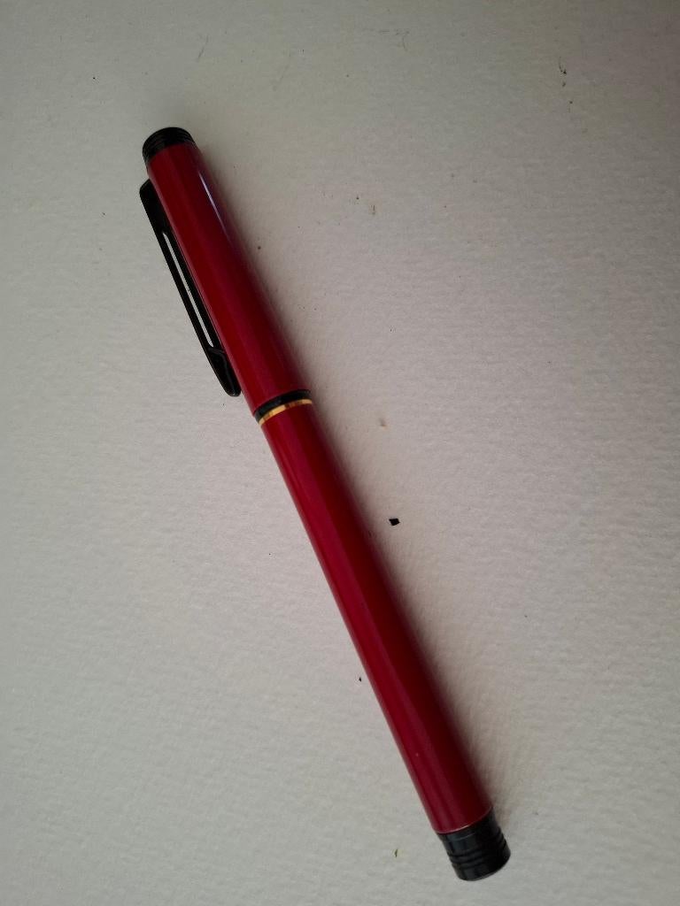 vulpen Waterman France F rood, Verzamelen, Pennenverzamelingen, Verzenden, Zo goed als nieuw, Vulpen, Overige merken