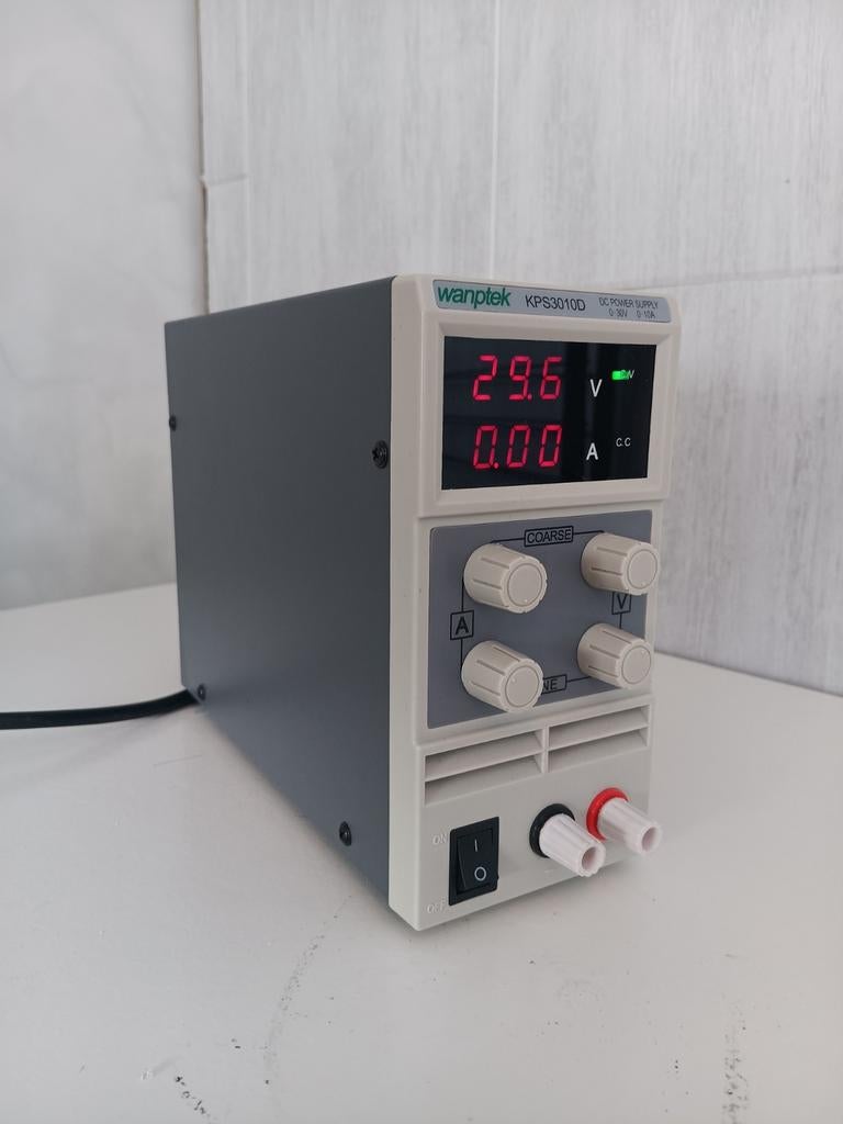 Wanptex KPS3010D laboratorium voeding, Ophalen of Verzenden, Zo goed als nieuw