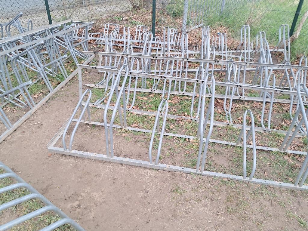 Fietsenrekken 3 meter lang, 14 stuks, Fietsen en Brommers, Overige Fietsen en Brommers, Ophalen, Gebruikt, Overige merken