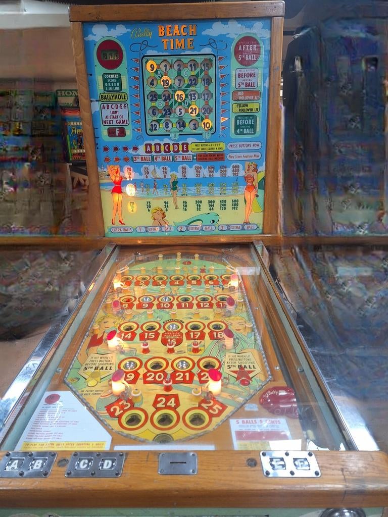 Bally Beach Time  - 1958, Overige munten, Ophalen, Gebruikt, Met sleutels