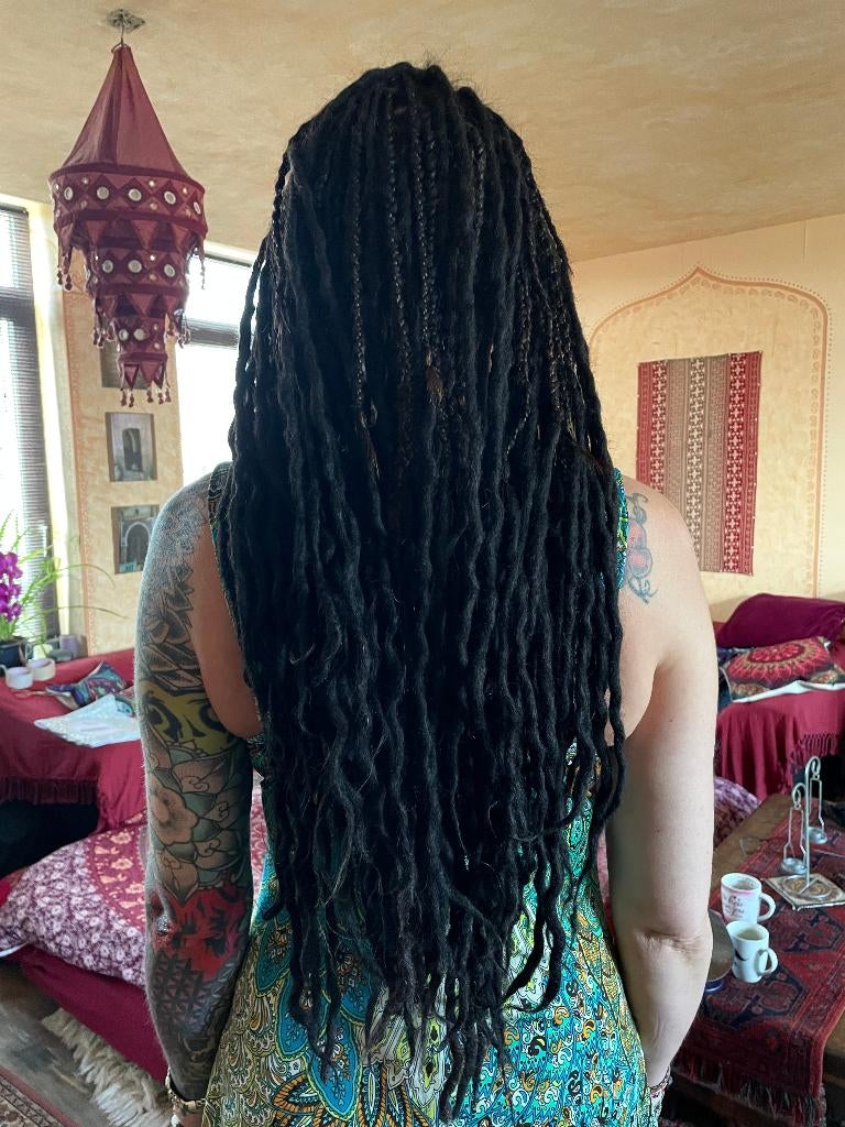 Wol dreads in verschillende soorten, maten kleuren te koop!, Ophalen of Verzenden, Nieuw, Pruik of Haarverlenging