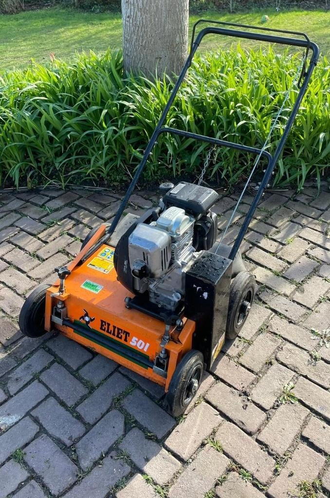 Verticuteermachine te huur, Tuin en Terras, Verticuteermachines, Ophalen, Benzine, Eliet