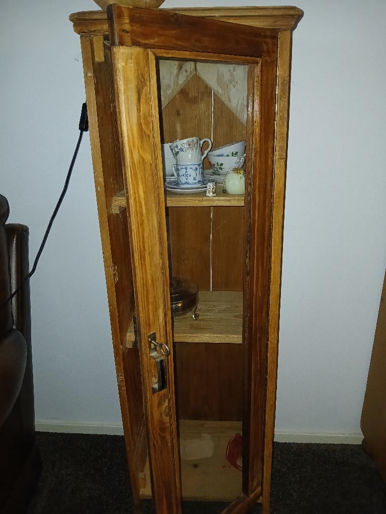 Vitrinekastje, Huis en Inrichting, Kasten | Vitrinekasten, Ophalen, 50 tot 100 cm, Zo goed als nieuw, Minder dan 25 cm