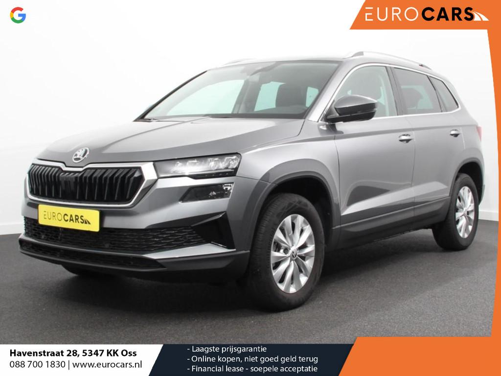 Skoda Karoq 1.5 TSI 150pk DSG Ambition | Navigatie | Apple C, Stof, 4 cilinders, Karoq, Bedrijf