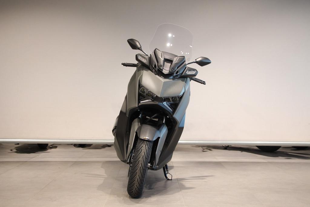Yamaha X MAX 300 (bj 2026), Motoren, Motoren | Yamaha, Scooter, Klantenservice@yamaha-motor.nl, Koolhovenlaan 101
1119 NC  Schiphol-Rijk, NL