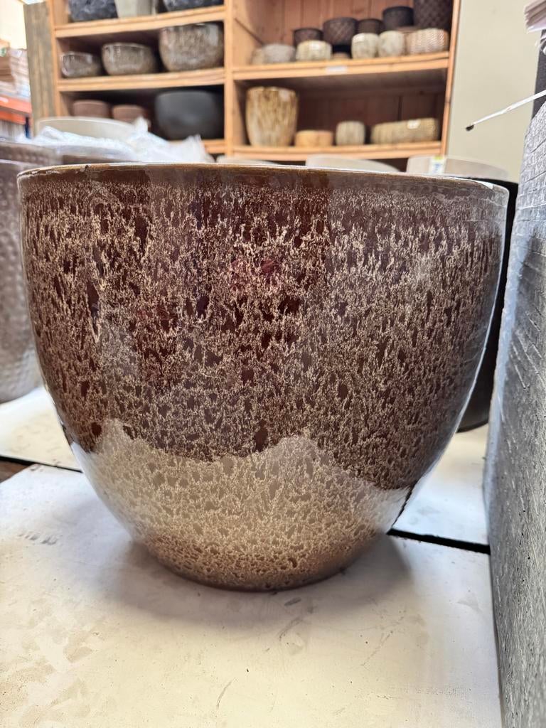 Terracotta bloempot met bruin glazuur, Tuin en Terras, Bloempotten, Nieuw, Terracotta, Balkon, Tuin, 40 tot 70 cm, 40 cm of meer