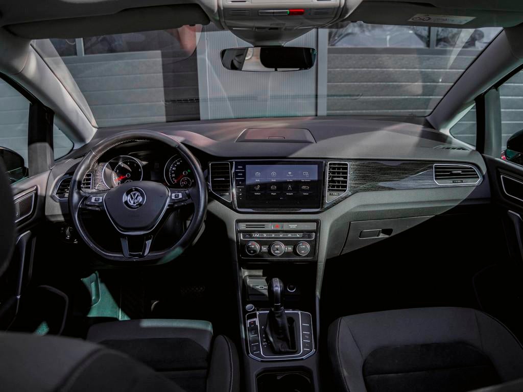 Volkswagen Golf Sportsvan 1.5 TSI ACT Highline Edition 1jr G, 4 cilinders, Alcantara, Zwart, Golf Sportsvan