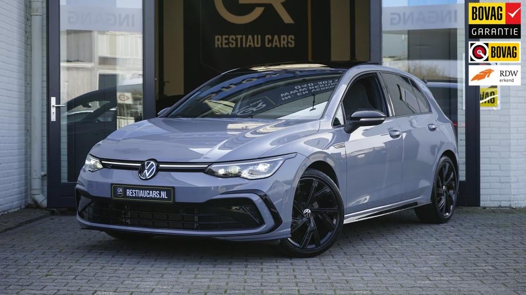 Volkswagen Golf 1.5 TSI R-Line Black Style AUTOMAAT-ACC-CAME, 4 cilinders, 150 pk, Alcantara, Bedrijf