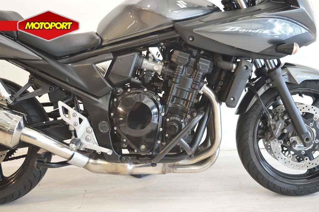 Suzuki GSF 650 S BANDIT ABS (bj 2011) - foto 3