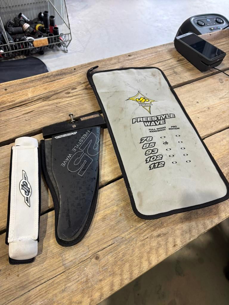 JP Freestyle Wave FWS - 85L / ZGAN, Ophalen, Minder dan 250 cm, Zo goed als nieuw, Met vin(nen)