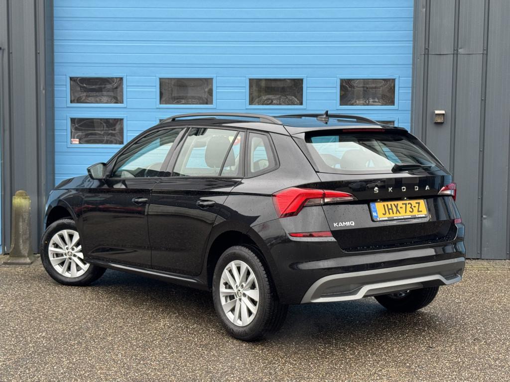 Skoda Kamiq 1.0 TSI Active, 12 maanden, Gebruikt, Zwart, Bedrijf