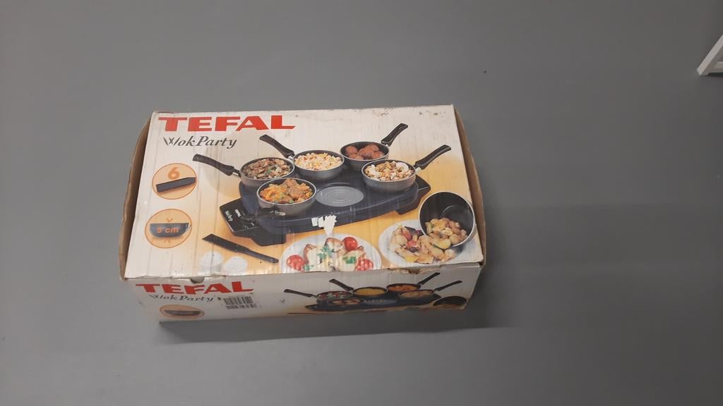 Tefal WokParty 6-persoons Wokset - Nieuw in doos, Overige typen, Nieuw, Ophalen of Verzenden, Zwart