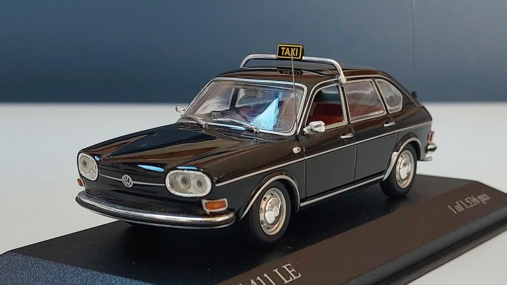 Minichamps VW 411 taxi, Ophalen of Verzenden, Zo goed als nieuw