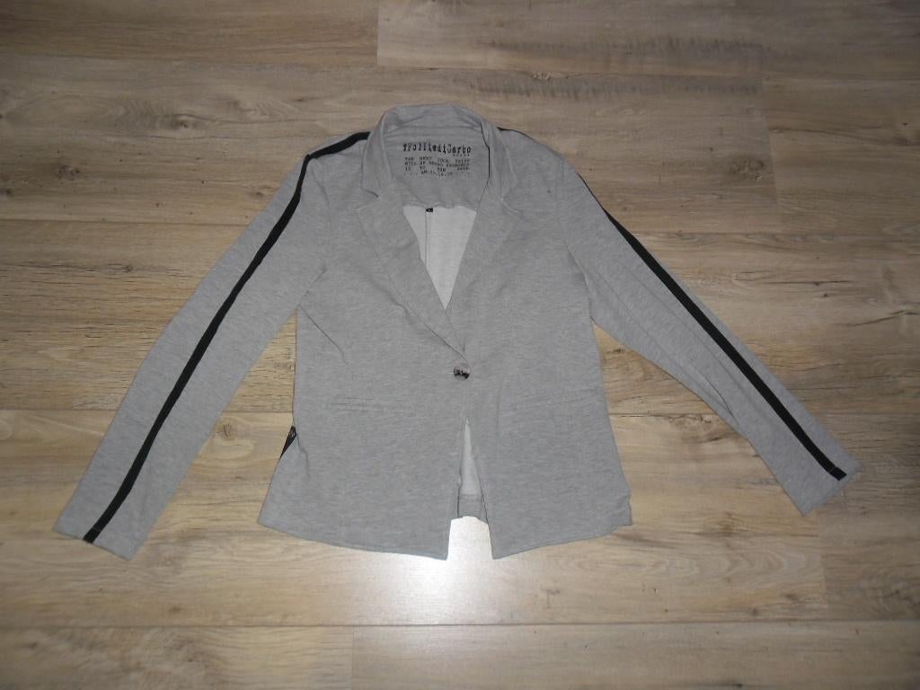 Follie di Garbo Grijs Jasje Met Zwarte Bies Maat L, Maat 38/40 (M), Ophalen of Verzenden, Zo goed als nieuw, Jasje