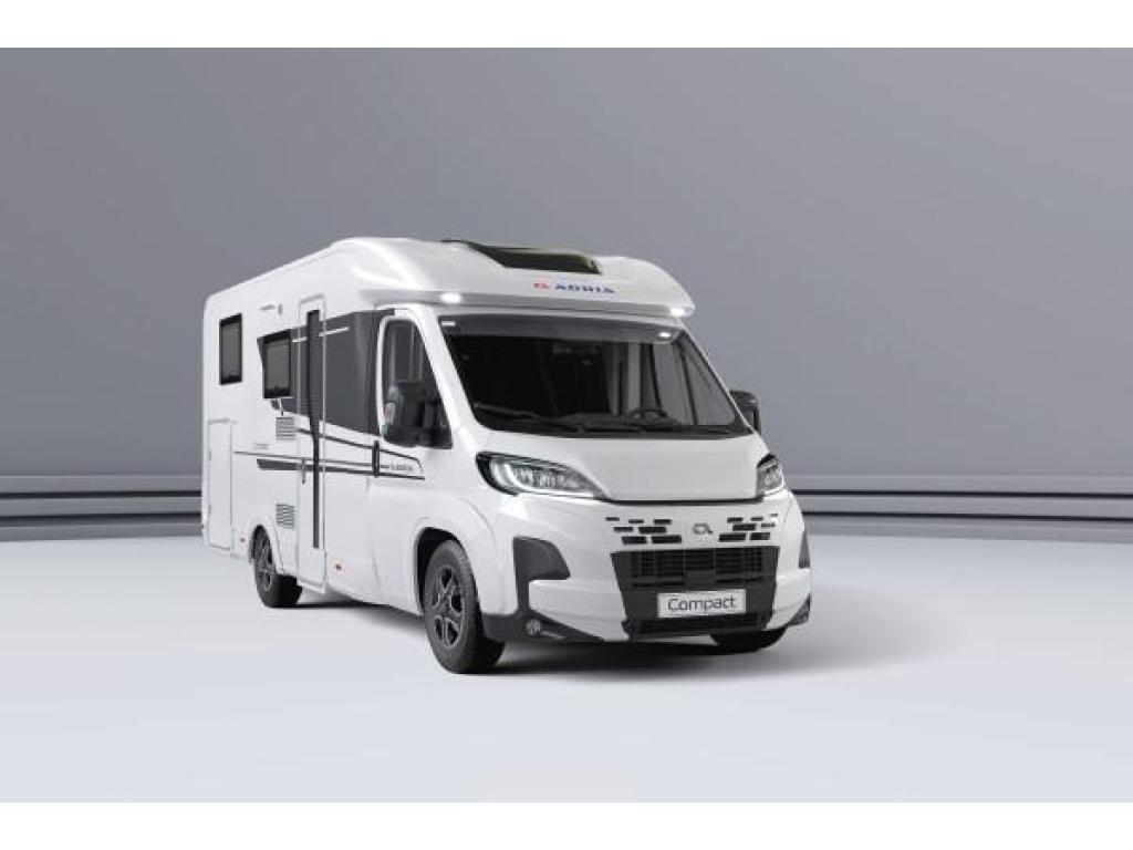 Adria Compact SL, Caravans en Kamperen, Campers, Standaard zit, Fiat, Koelkast, Tot en met 2