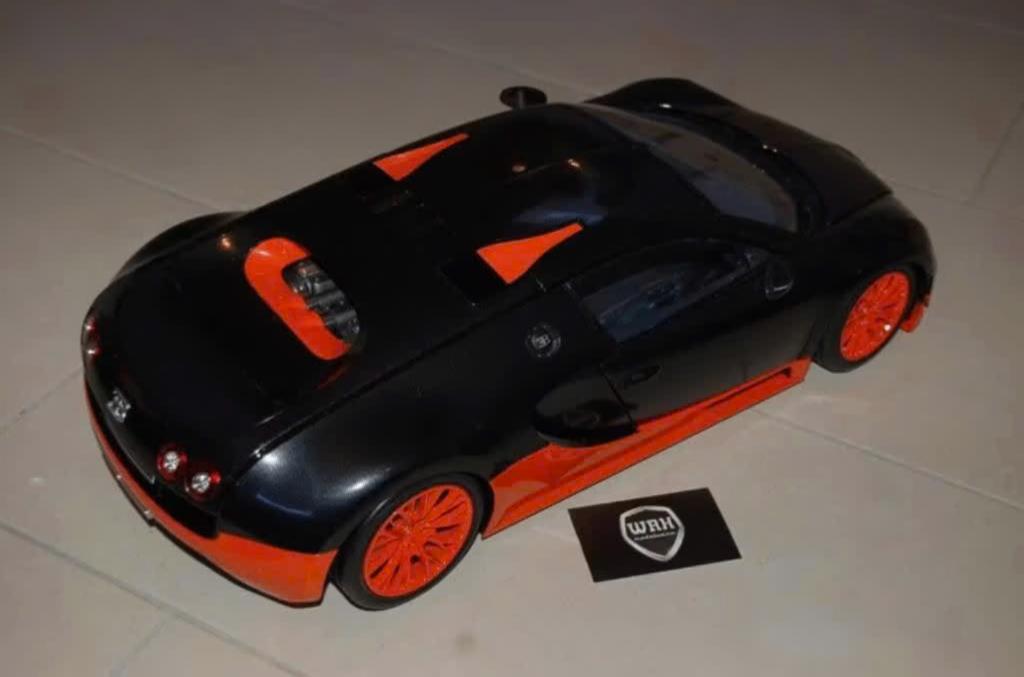 TOP DEAL !! 1:8 BUGATTI VEYRON 16.4 carbon orange Altaya WRH, Hobby en Vrije tijd, Modelauto's | 1:5 tot 1:12, Ophalen, Zo goed als nieuw