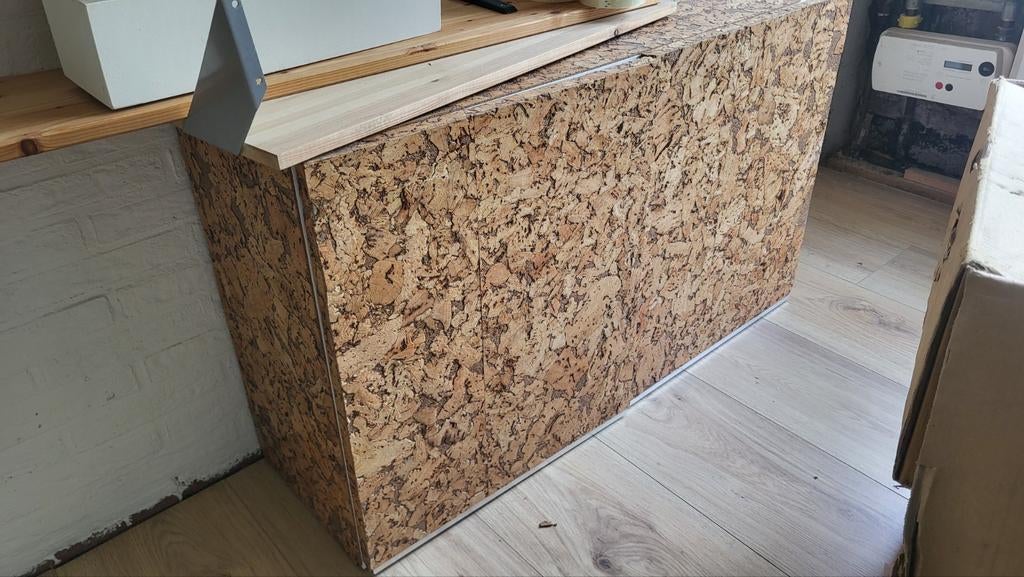 Kast met kurk bekleed, Gebruikt, Minder dan 100 cm, 25 tot 50 cm, 50 tot 100 cm