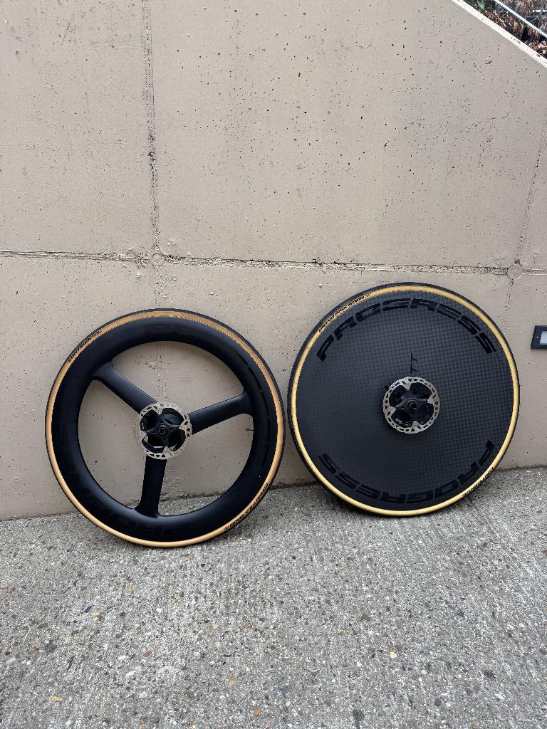 Progress A-7F + A-7D disc wielset TT (Tri-spoke/dicht wiel), Wiel, Progress, Racefiets, Ophalen of Verzenden