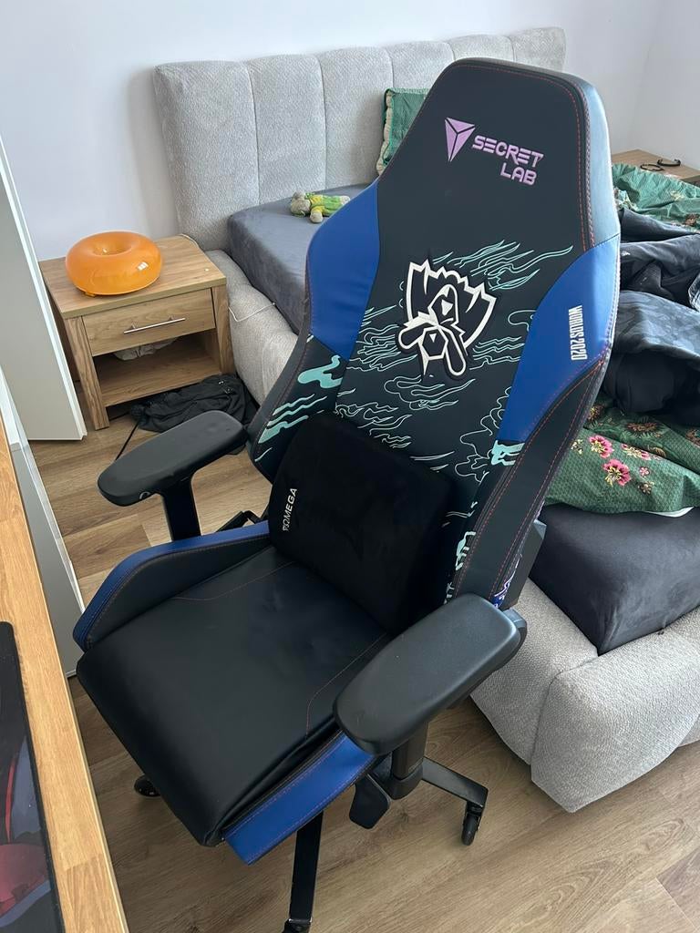 secretlab bureaustoel (zeldzaam) worlds league of legends, Ophalen, Zo goed als nieuw, Zwart