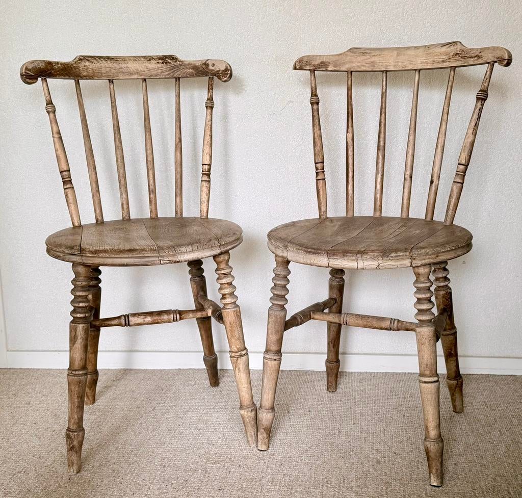 Set van 2 brocante/ landelijke/ vintage houten stoelen, Ophalen