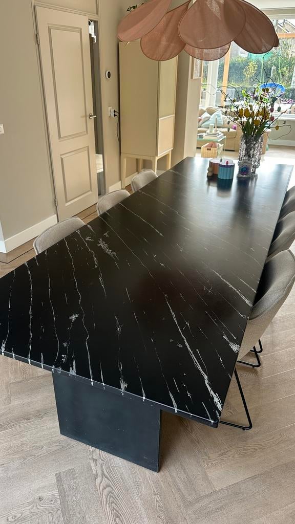 Eettafel 300x100 cm zwart marmer look, Huis en Inrichting, Tafels | Eettafels, Ophalen, Kunststof, Gebruikt, 100 tot 150 cm