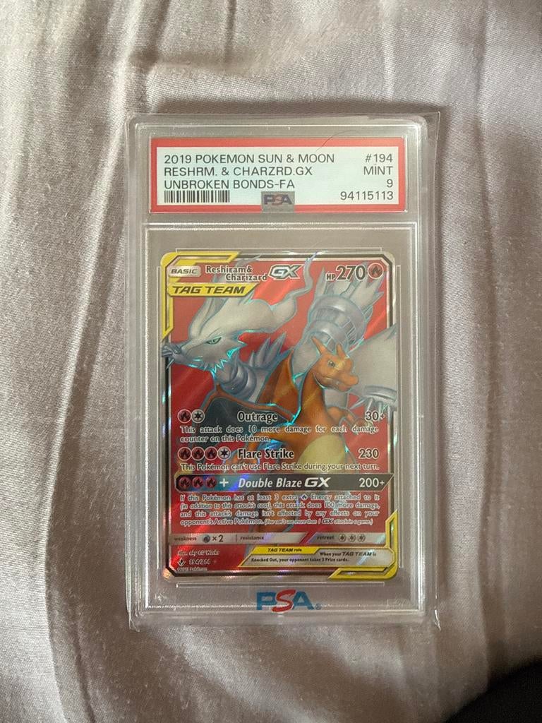 Reshiram & Charizard GX Tag Team 194 PSA 9, Hobby en Vrije tijd, Verzamelkaartspellen | Pokémon, Ophalen of Verzenden