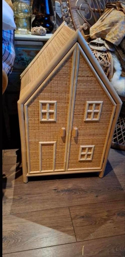 Leo & Moon Rotan kastje / Rotan huisje, Ophalen, Poppenhuis