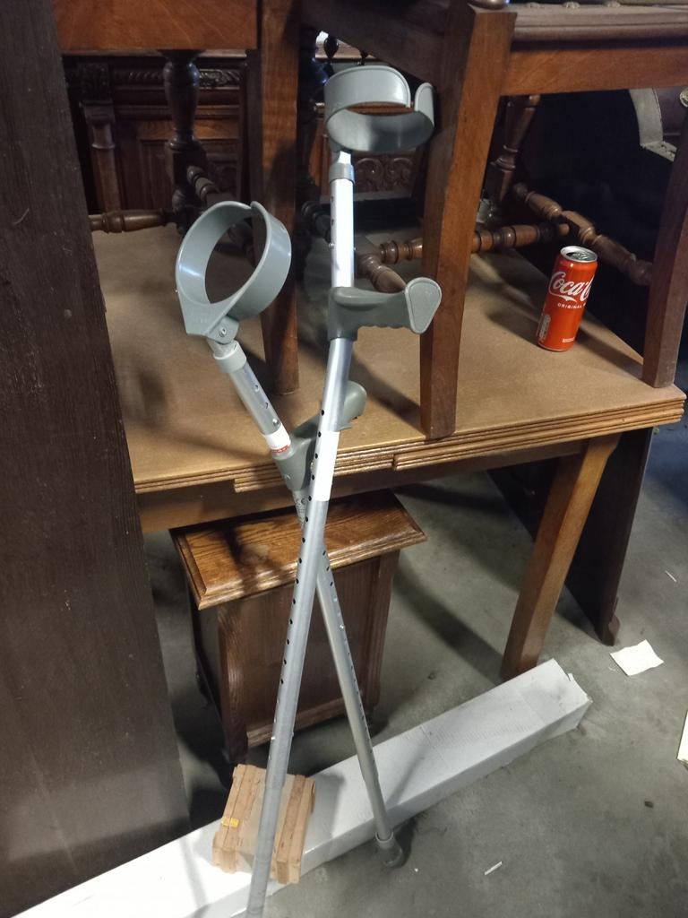 2 stuks krukken prijs € 15.00, Ophalen of Verzenden